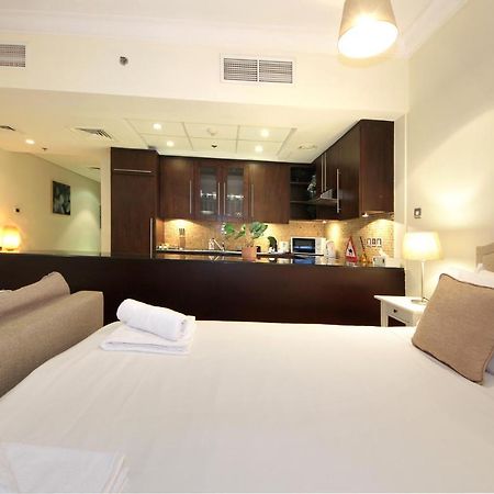 Апартаменты Prime Retreats - Downtown Дубай Экстерьер фото