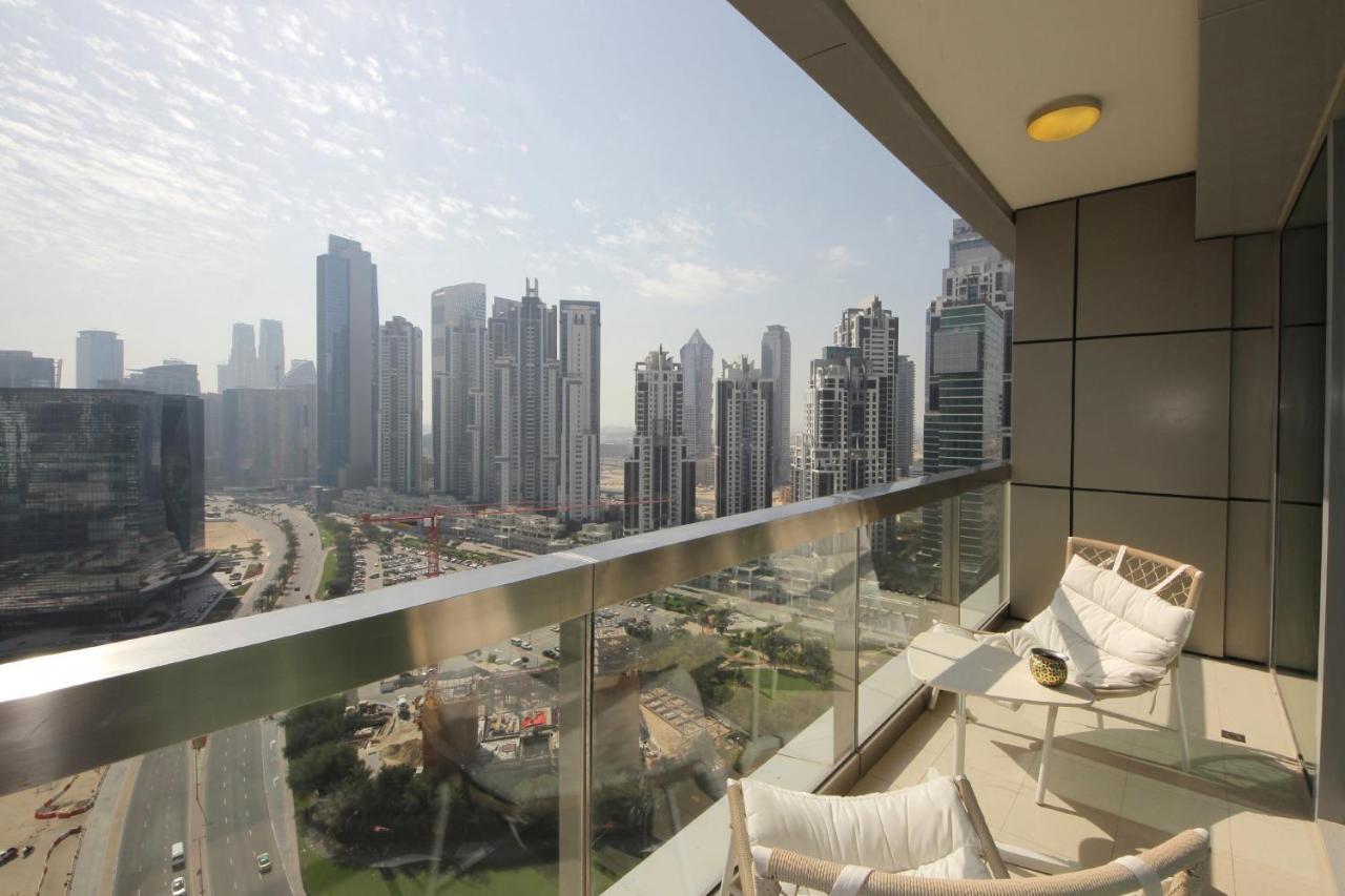 Апартаменты Prime Retreats - Downtown Дубай Экстерьер фото