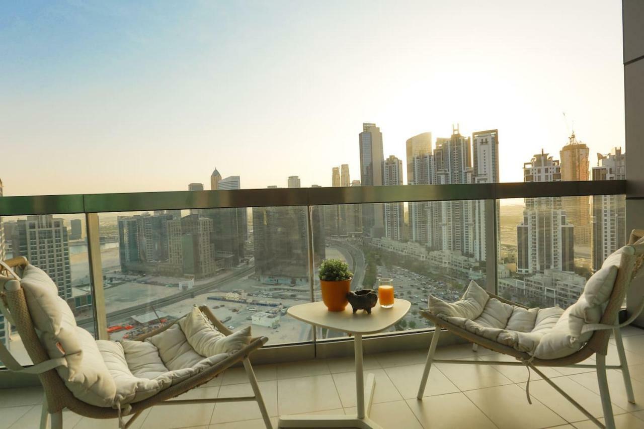 Апартаменты Prime Retreats - Downtown Дубай Экстерьер фото